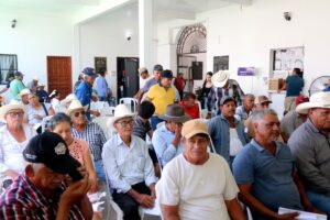 Entrega Gobierno Municipal 3.5 toneladas de semilla de maíz a productores temporaleros de Escuinapa